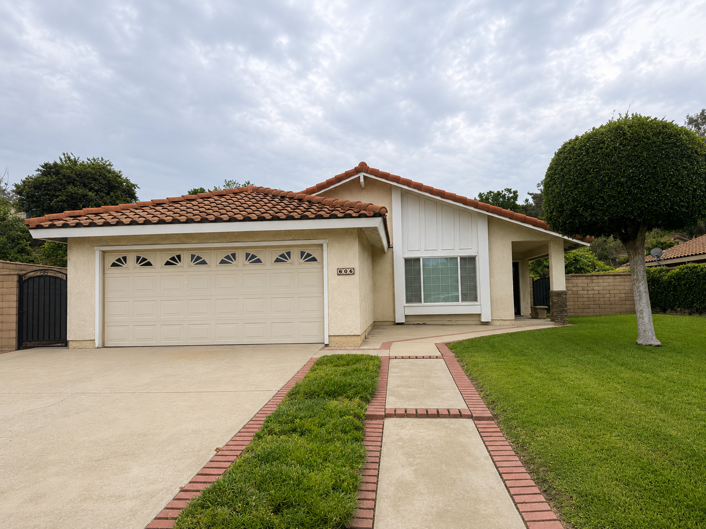 606 Pinecrest Lane
